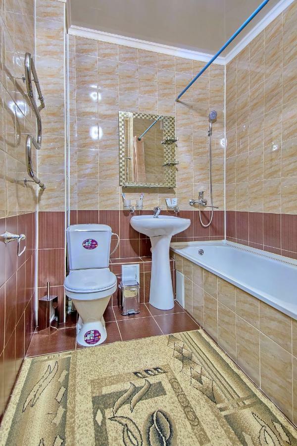 Cozy Apartment On Rozybakiev 145. Atakent الماتي المظهر الخارجي الصورة